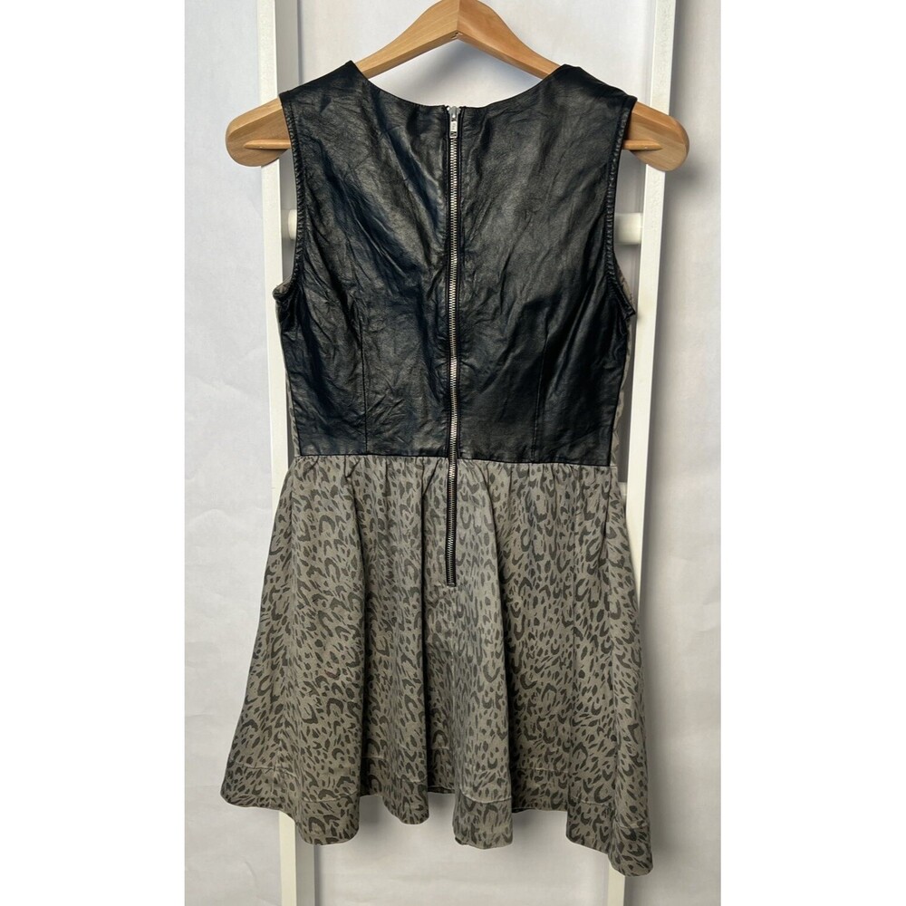 Charley 5.0 V-Neck Mini Dress Juniors XS Sleeveless Vegan Leather Upper Back - Picture 15 of 16